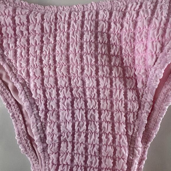 Seamolly Baby Pink Size XS Bathing Suit Textured Bikini Shell Detail Triangle - Picture 2 of 16